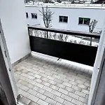 Doris Mit Hallenbad Und Sauna By Monicare 아파트