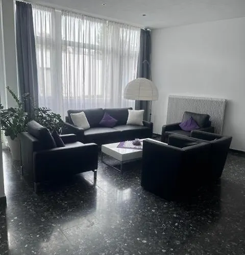 Apartament Doris Mit Hallenbad Und Sauna By Monicare Seefeld w Tirolu