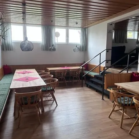 Doris Mit Hallenbad Und Sauna By Monicare Seefeld in Tirol