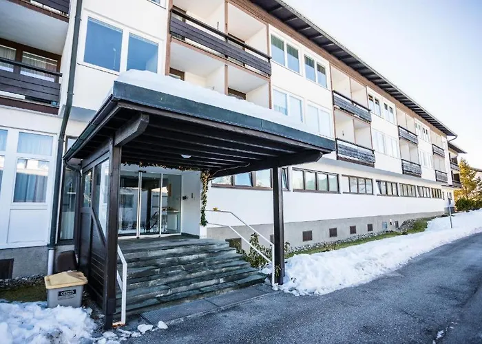 Doris Mit Hallenbad Und Sauna By Monicare