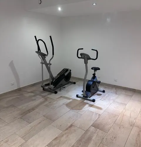 Doris Mit Hallenbad Und Sauna By Monicare Ζέεφελντ